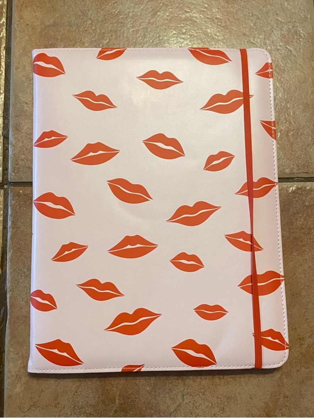 Kate Spade New York Lips Notepad Folio New❣️💋💋💋